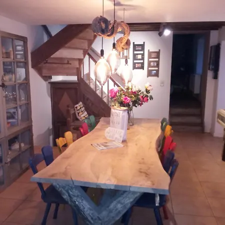 Maison De *