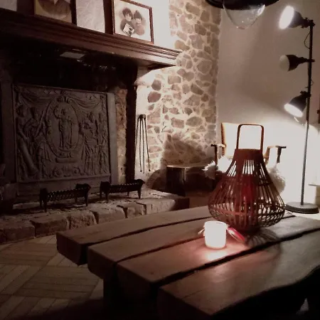 Maison De 펜션 Gesves