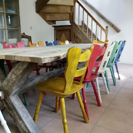 Maison De *